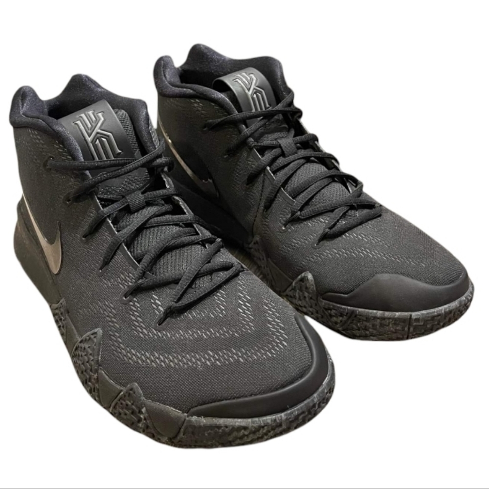 Nike Kyrie 4 Blackout Size 11